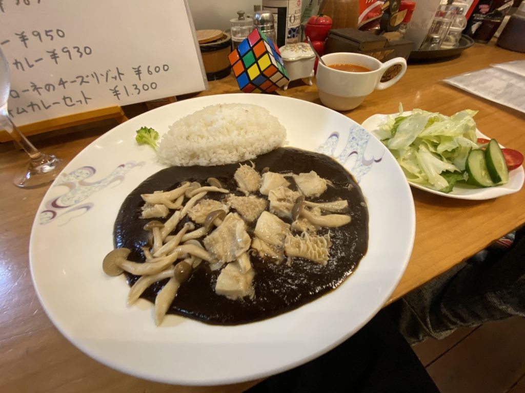 カレーですよ4472（鴨川江見吉浦 ライバック）月夜の海のハチノスカレー。│カレーライター はぴい オフィシャルサイト