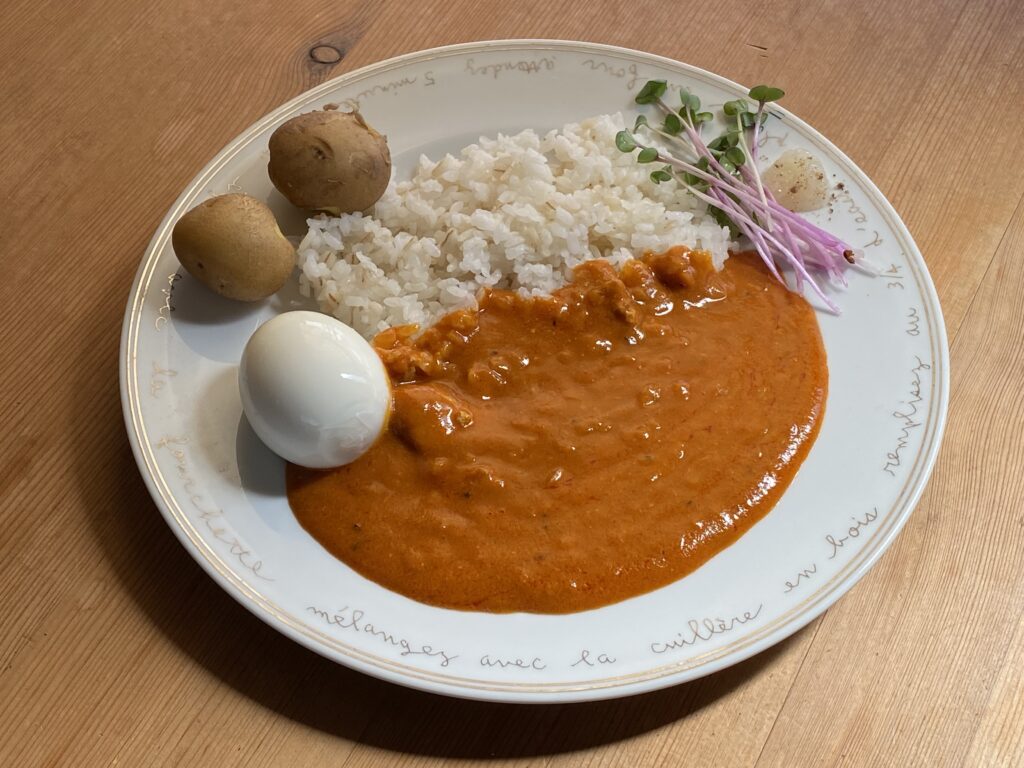 カレーですよ4672（レトルト ヤマモリ 休塩日のカレー バターチキン