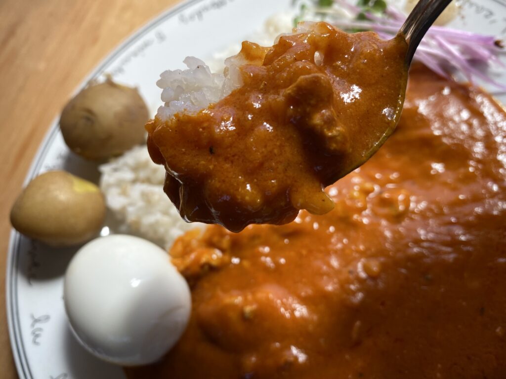 カレーですよ4672（レトルト ヤマモリ 休塩日のカレー バターチキン