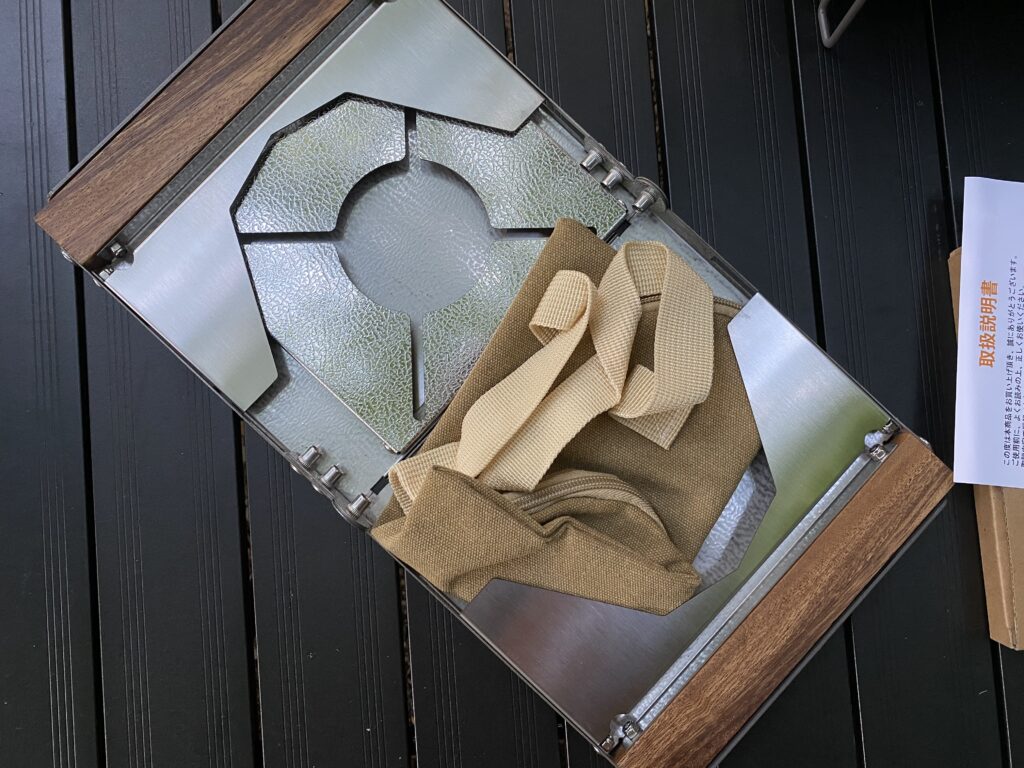 アウトドアギア】MounDoor アウトドアテーブル MD-Z001 ご機嫌な質感の