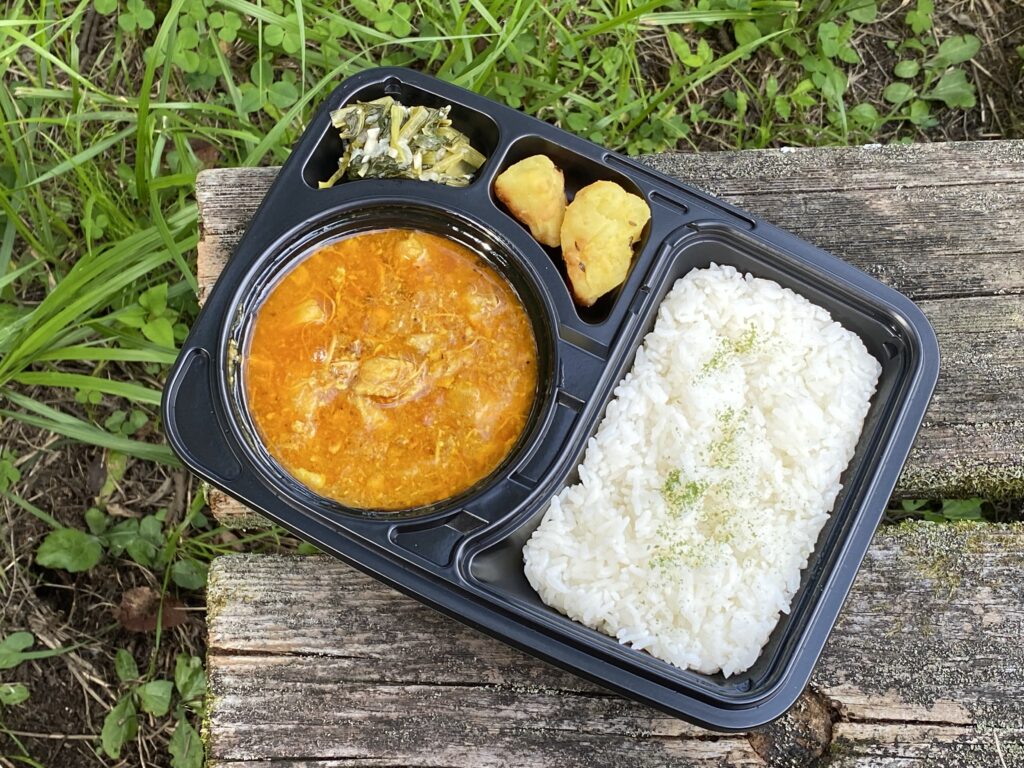 カレーですよ4844（奥多摩 チャックマティ）奥多摩ネパール、お弁当