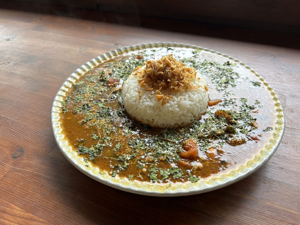カレーですよ5036（群馬太田市金山城 フタバ商店）瀟洒な山荘の