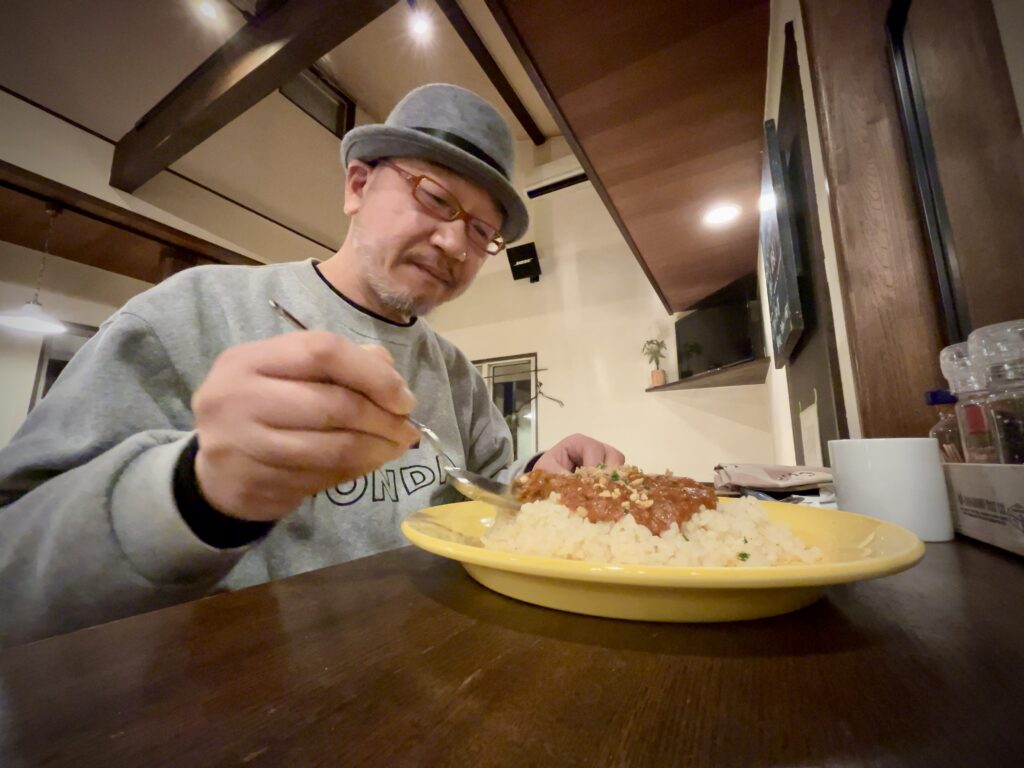 カレーですよ5219（富士吉田 忍野 グラッドリー）富士の麓の