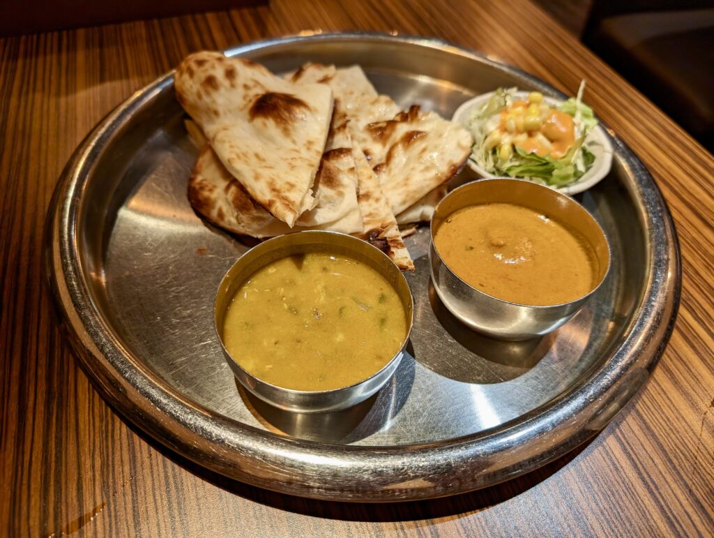 カレーですよ5305（御徒町 ヴェジハーブサーガ）本物の宝石、カレーの