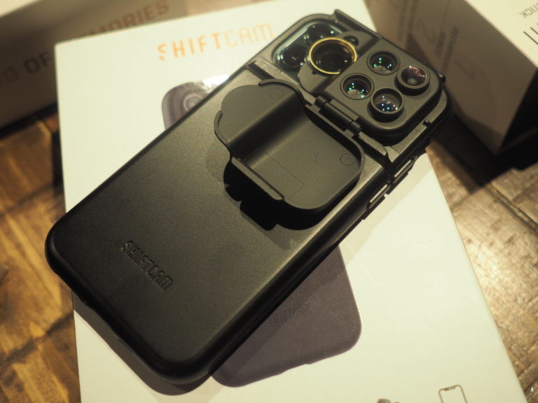 ガジェット】ShiftCam / シフトカム。iPhoneをレンズ交換式
